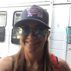 Meet your Posher, Amber